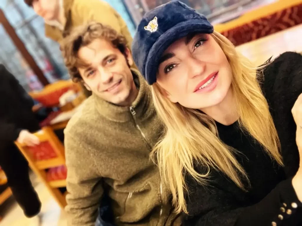 Τότσικας: «Σίγουρα ευθύνεται η σύζυγός μου που δεν έχω ρυτίδες»