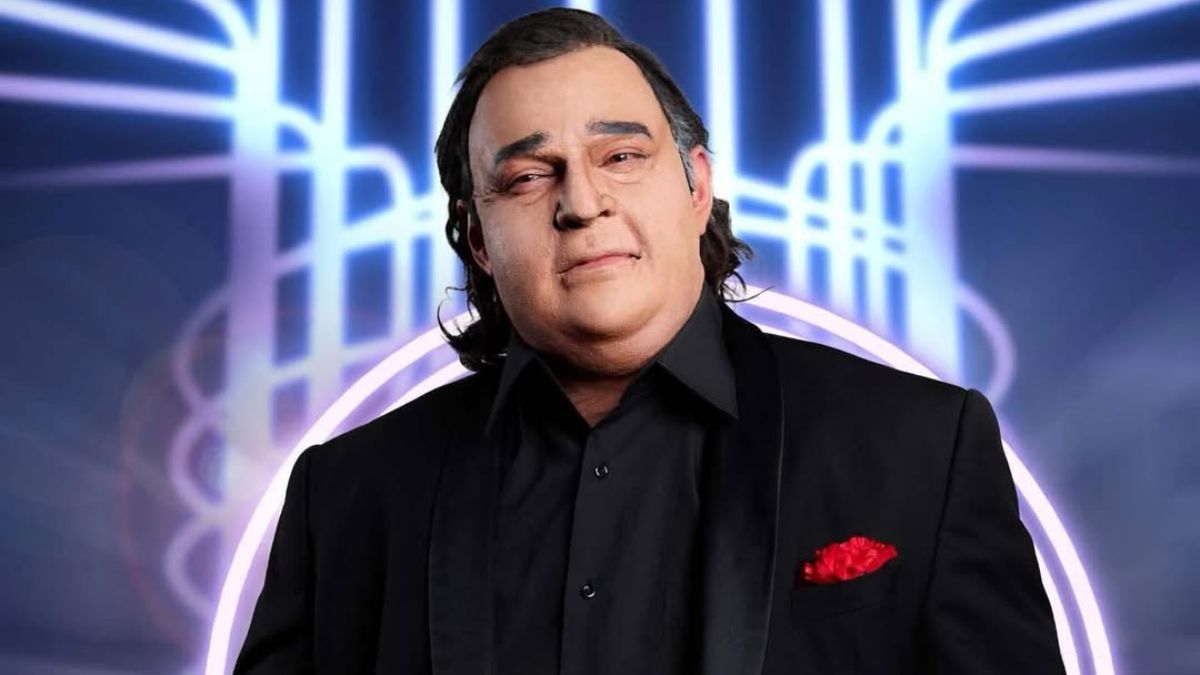 Καρράς: Τα «έσπασε» επί σκηνής παίκτης του YFSF στη Βουλγαρία με το τραγούδι «Φαινόμενο»
