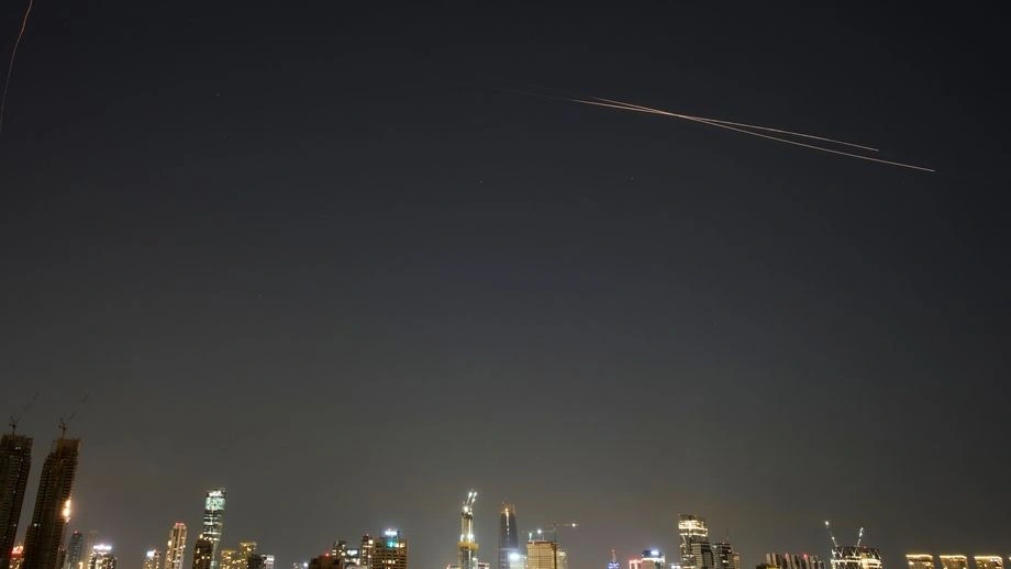 Ντόχα: Τέσσερις τραυματίες από συντρίμμια πυραύλων του Ιράν