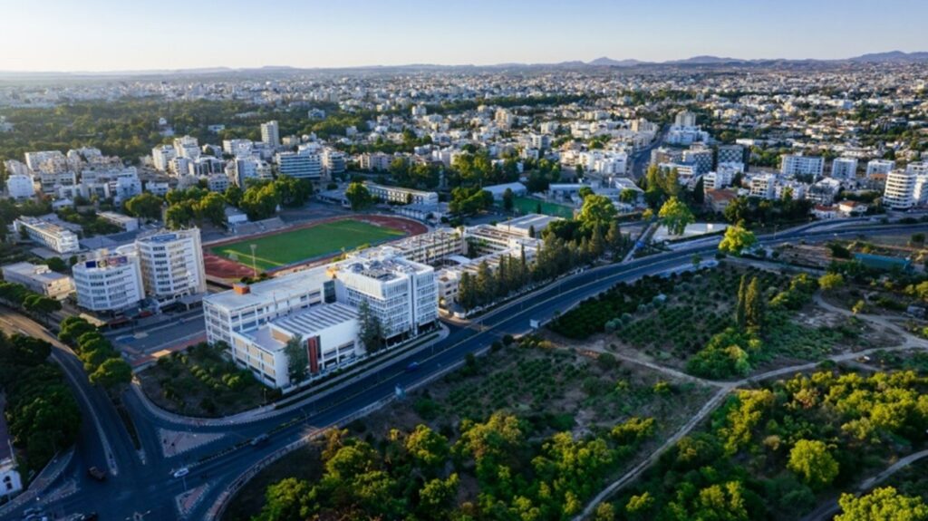 Νέοι δικηγόροι αλλάζουν το τοπίο: Πώς οι σπουδές Νομικής οδηγούν σε θεσμική συμμετοχή