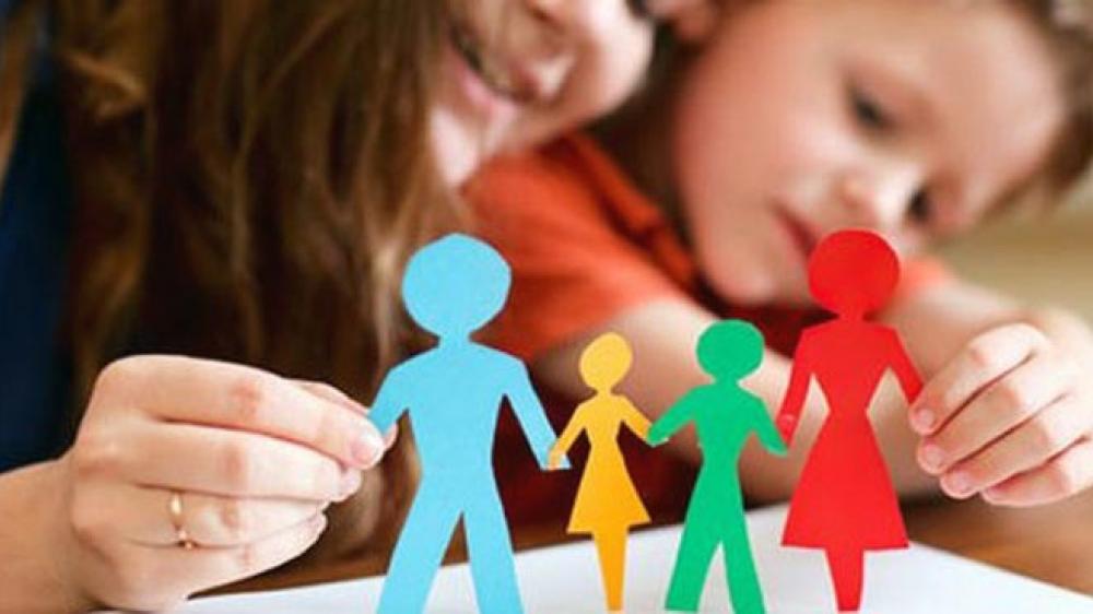 Ανοίγει σήμερα (27/4) η πλατφόρμα για τις “Νταντάδες της Γειτονιάς”