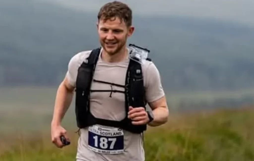 Πάνω από 25.000 λίρες συγκεντρώθηκαν μετά τον θάνατο υπερμαραθωνοδρόμου