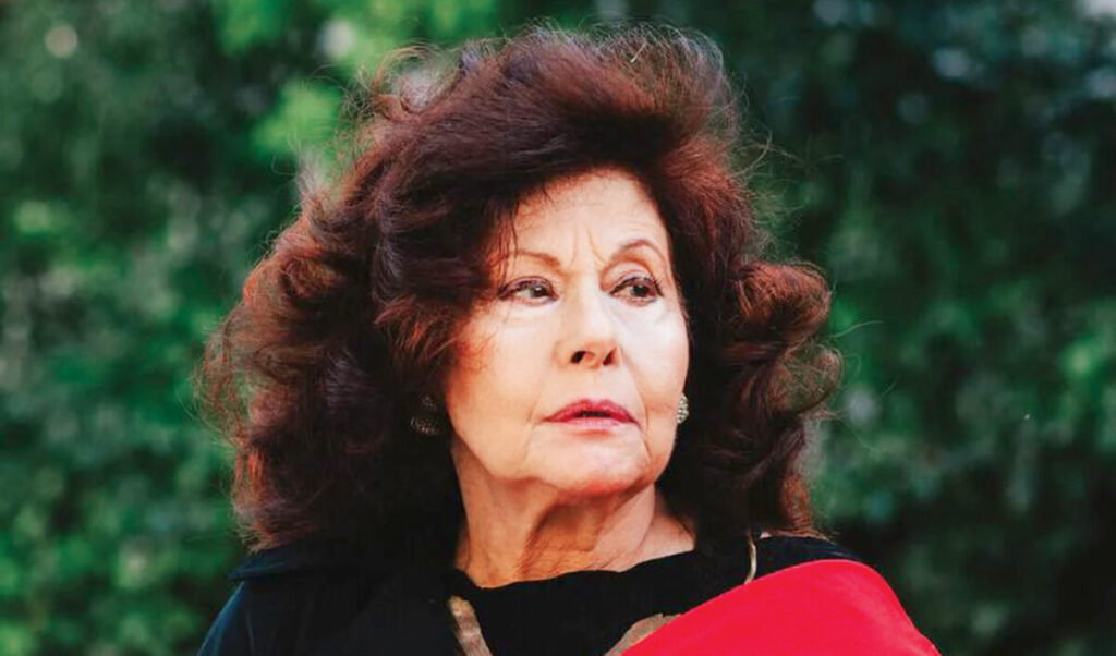 Aνουσάκη: “Ανακάλυψα ότι έχει δημιουργηθεί καρδιακή ανεπάρκεια, θα πηγαινοέρχομαι στο νοσοκομείο”