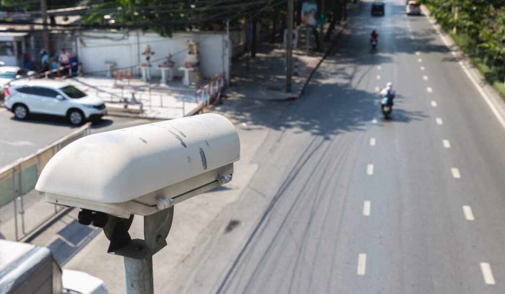 Έρχονται 1.000 κάμερες στους δρόμους – Αυτόματα τα πρόστιμα