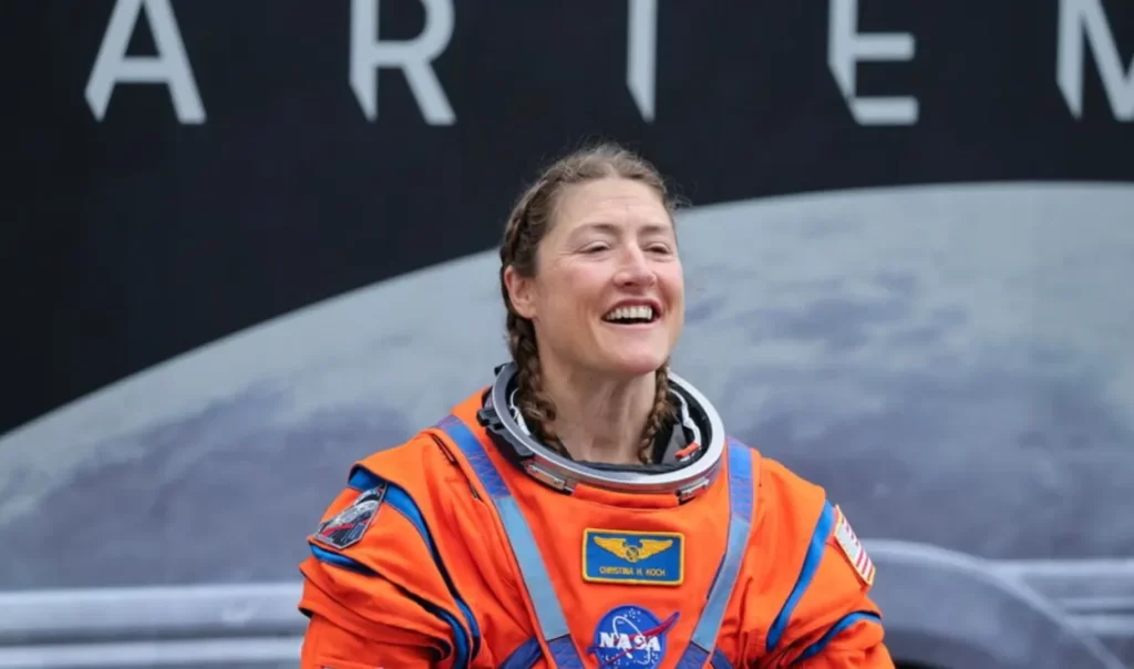 Artemis II: Η Κριστίνα Κοχ μαθαίνει να περπατά ξανά!