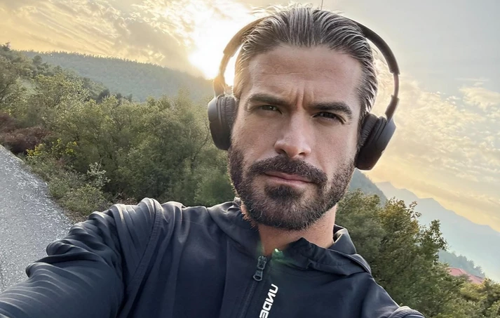 Μουγκοπέτρος: “Απέσυρα τις κατηγορίες ενάντια στον άνθρωπο που μου έδωσε την κροτίδα, το χέρι μου δεν θα έρθει πίσω”