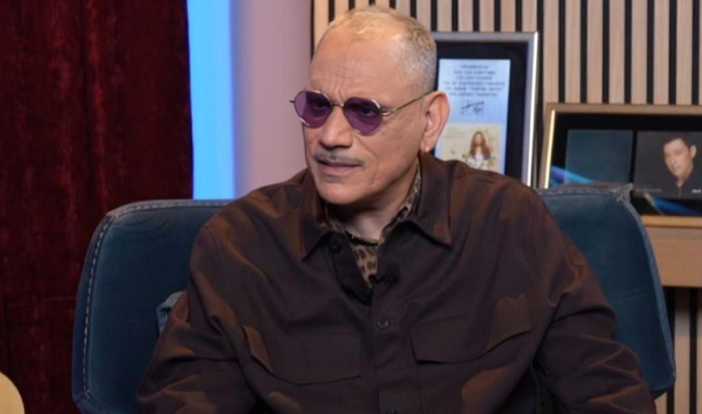 Θανάσης Βασιλόπουλος: Μιλά ανοιχτά για την τσιγγάνικη καταγωγή του