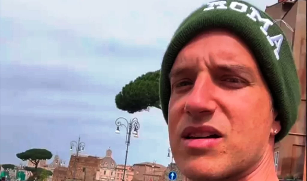 Αμερικανός ζήτησε συγγνώμη από τους Ευρωπαίους για τον Ντόναλντ Τραμπ