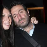 Βαλάσης: “Είμαι ερωτευμένος με τη γυναίκα μου και τη λατρεύω, τα έχω αφήσει όλα πάνω της”