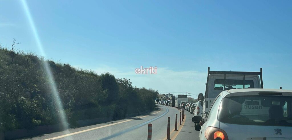 ΒΟΑΚ: Οδηγός επιβίωσης για το «μεγάλο εργοτάξιο» – ”Παγιδευμένοι στην ουρά” οι οδηγοί ΒΟΑΚ: Οδηγός επιβίωσης για το «μεγάλο εργοτάξιο» – ”Παγιδευμένοι στην ουρά” οι οδηγοί