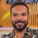 Τριαντάφυλλος: “Η Ελένη Χατζίδου είναι πολύ καλή τραγουδίστρια, μήπως να κοιτάξει λίγο την καριέρα της;”