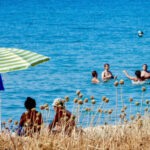 Οι Ευρωπαίοι δεν πάνε διακοπές σε δημοφιλείς προορισμούς