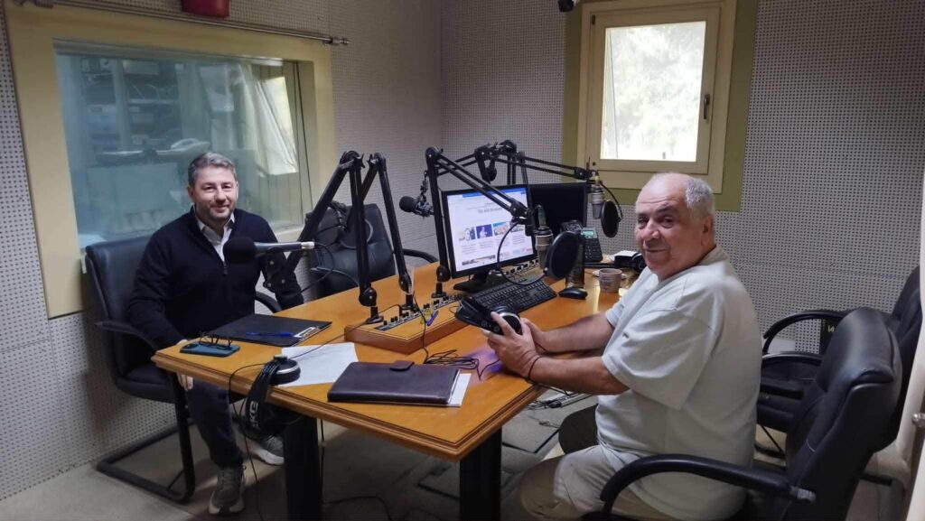 Ακούστε ζωντανά την συνέντευξη στο Ράδιο Κρήτη 101.5FM του προέδρου του ΠΑΣΟΚ Ν. Ανδρουλάκη στον Μ. Αργυράκη Ακούστε ζωντανά την συνέντευξη στο Ράδιο Κρήτη 101.5FM του προέδρου του ΠΑΣΟΚ Ν. Ανδρουλάκη στον Μ. Αργυράκη