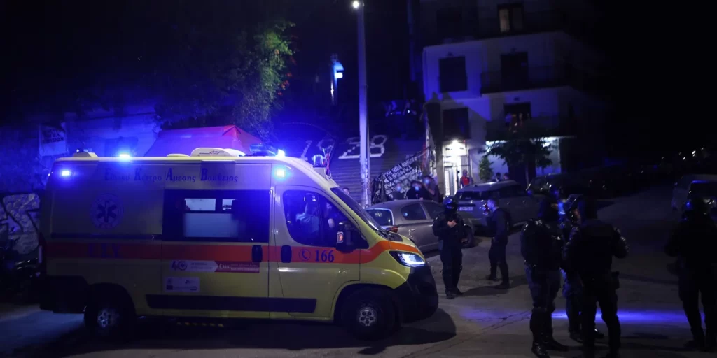 Εξάρχεια: Κάμερα κατέγραψε τη στιγμή της δολοφονίας του 25χρονου -Τουρκικής καταγωγής το θύμα Εξάρχεια: Κάμερα κατέγραψε τη στιγμή της δολοφονίας του 25χρονου -Τουρκικής καταγωγής το θύμα