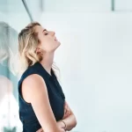 Γιατί κάποιες συμπεριφορές του συντρόφου σου σε πονάνε περισσότερο απ’ όσο θα έπρεπε;
