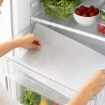 Γιατί είναι καλό να βάζεις αντιλλητικό χαρτί στα συρτάρια του ψυγείου